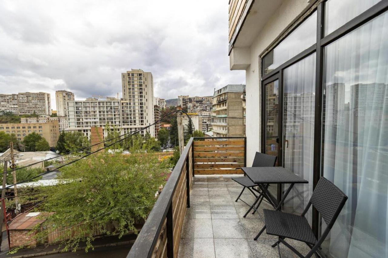 Sweet Home In Saburtalo Tiflis Exterior foto
